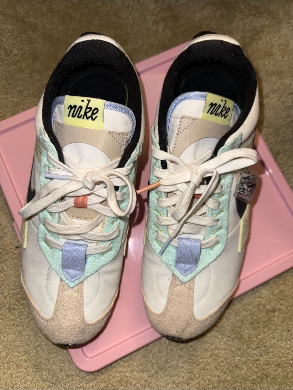 Nike Air Max PRE-DAY - Size 9.5 Mens
